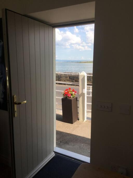 2 Quay Road, Killala. Stunning Sea Front Cottage Dış mekan fotoğraf
