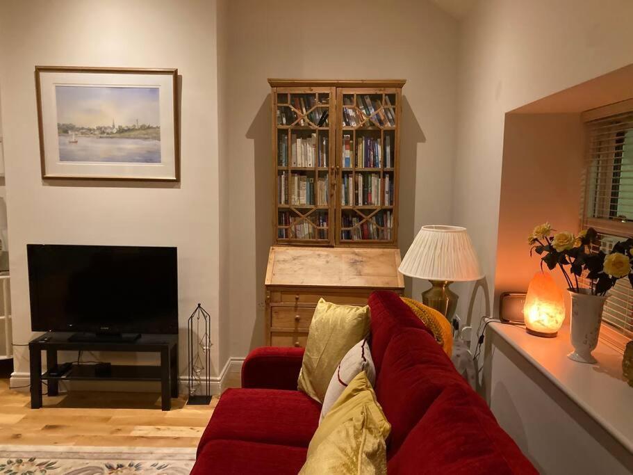 2 Quay Road, Killala. Stunning Sea Front Cottage Dış mekan fotoğraf