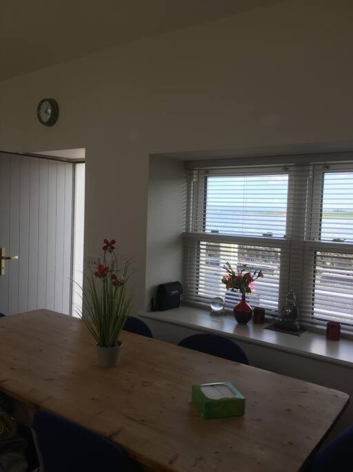 2 Quay Road, Killala. Stunning Sea Front Cottage Dış mekan fotoğraf