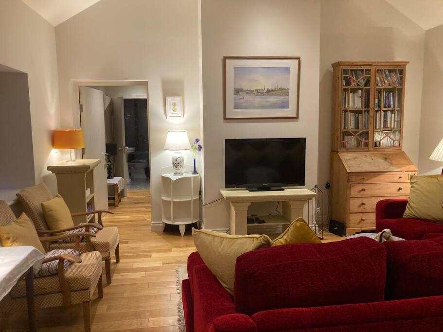 2 Quay Road, Killala. Stunning Sea Front Cottage Dış mekan fotoğraf
